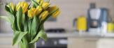 http://renters.apartments.com/flower-power%3A-3-ways-to-incorporate-spring-into-your-space